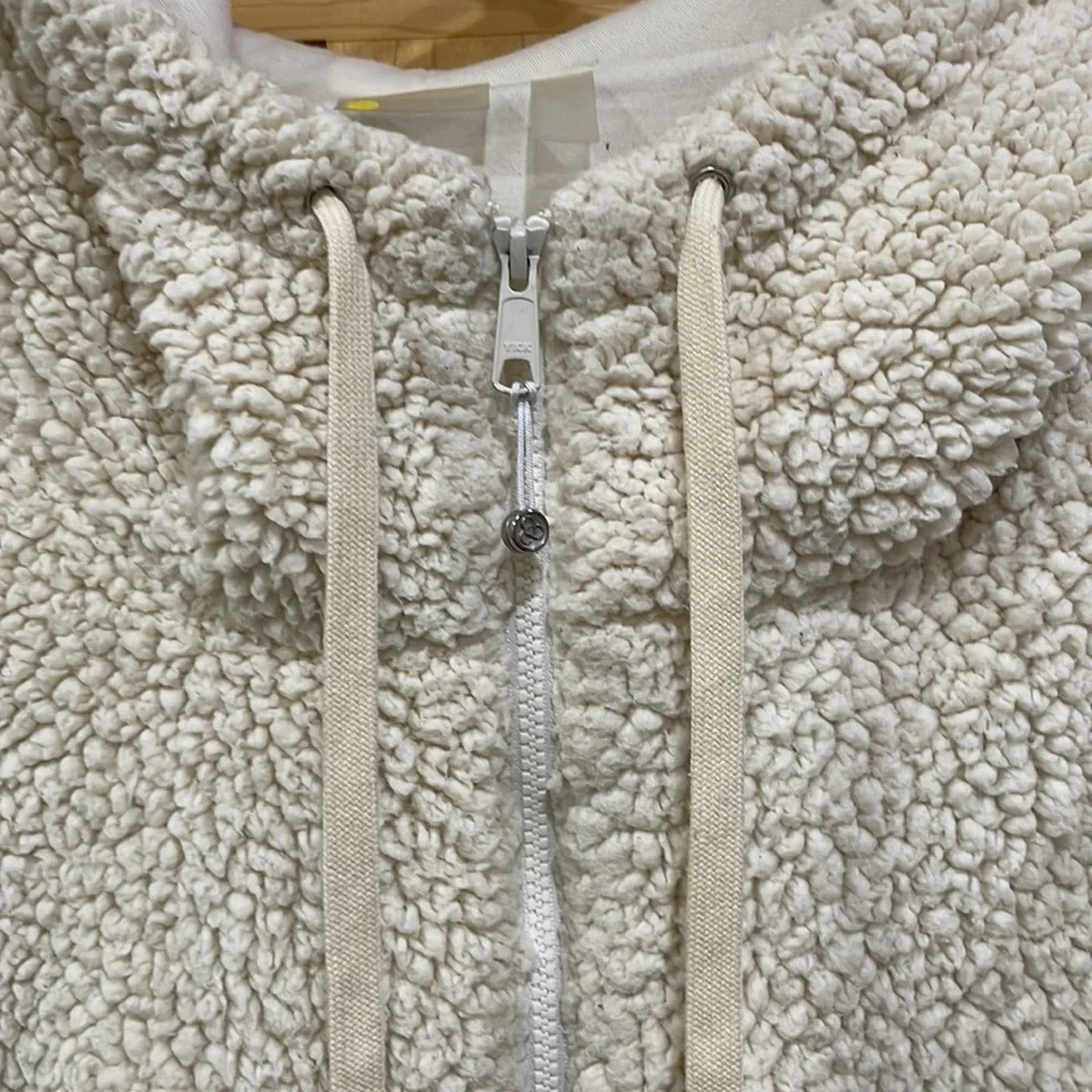 Zella cream full zipper jacket size M
